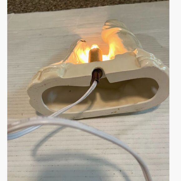 Lenox? Ceramic Cream & Gold Backlit Joseph, Mary & Baby Jesus Nativity Scene - Picture 4 of 7